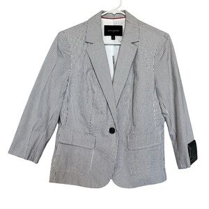 Banana Republic Women’s 3/4 Sleeve Single Button Blazer